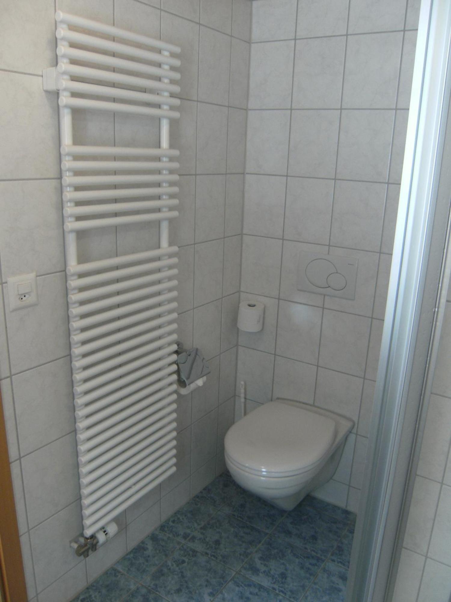 Hotel Altels Kandergrund Екстериор снимка